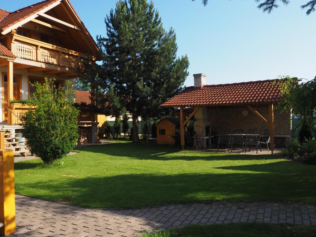 Hotel Privat Alenka à Liptovský Mikuláš Extérieur photo