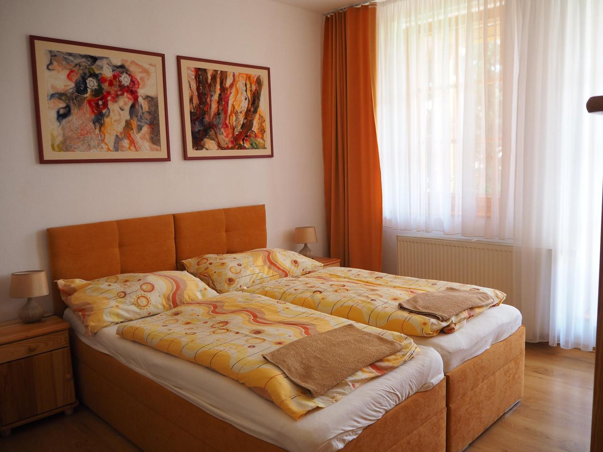 Hotel Privat Alenka à Liptovský Mikuláš Extérieur photo