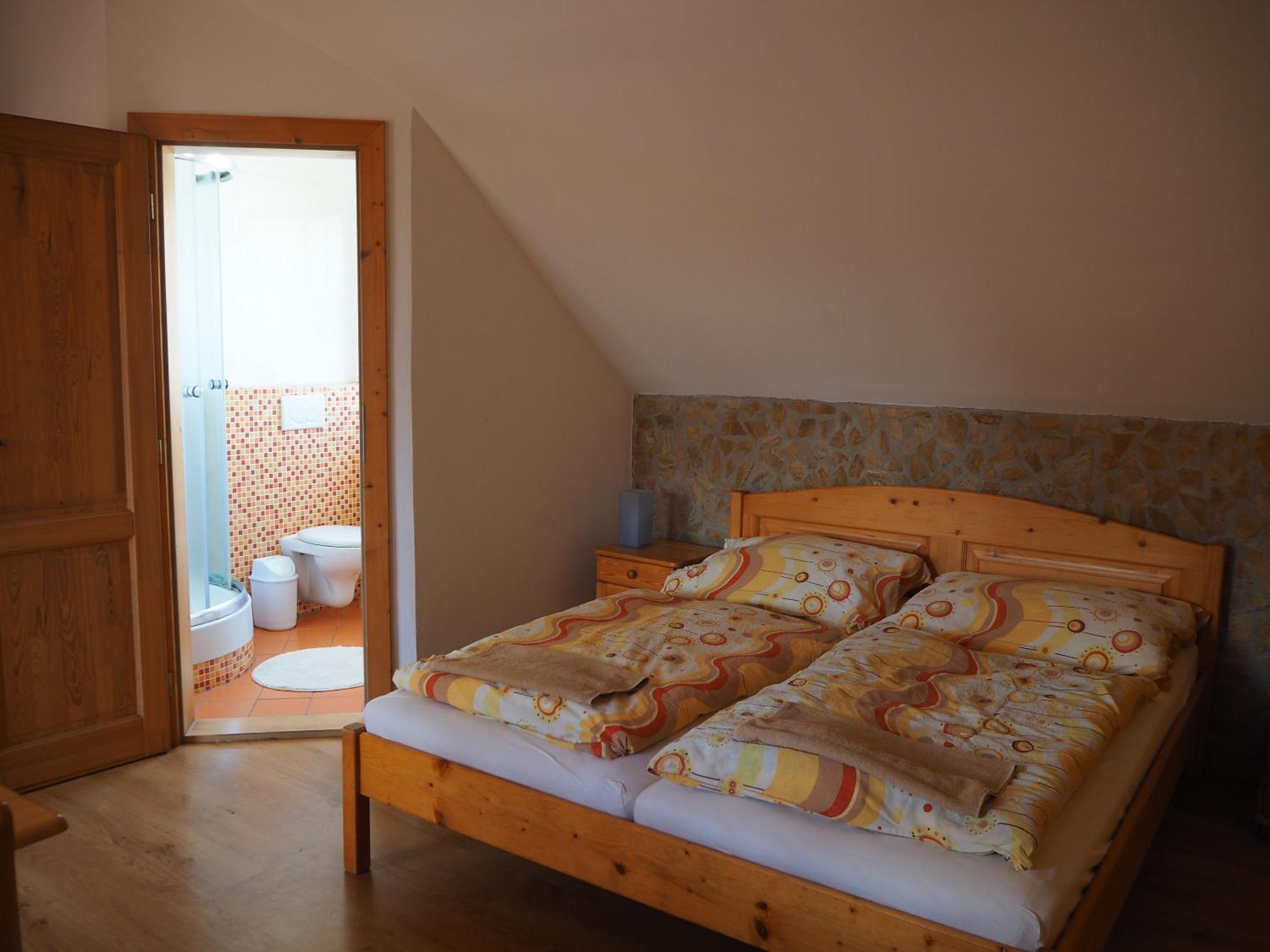 Hotel Privat Alenka à Liptovský Mikuláš Extérieur photo